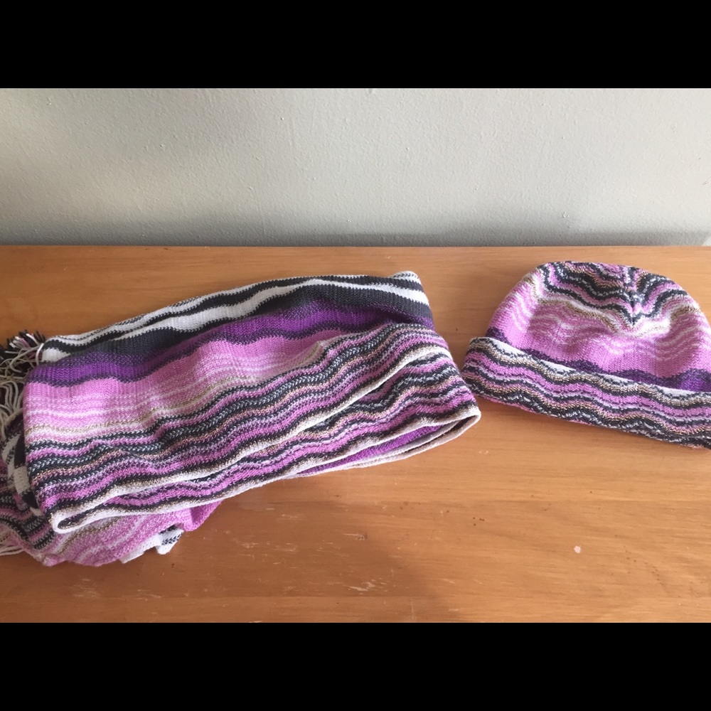 Missoni hat and scarf/shawl set